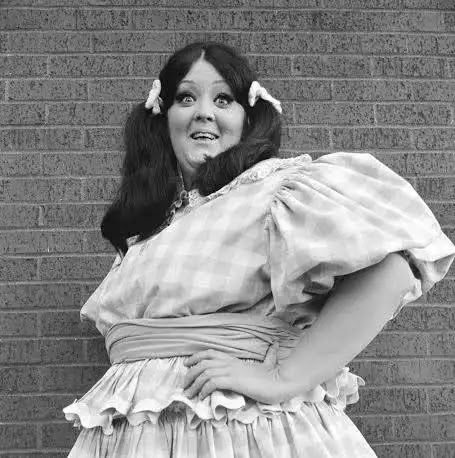 download-3 Lulu Roman Obituary; Beloved ‘Hee Haw’ Comedian and Gospel Singer, Passes Away at 78